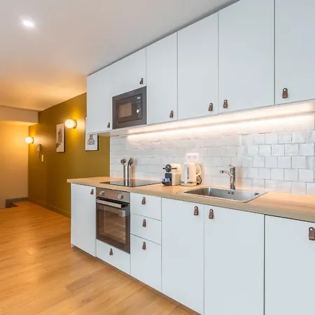 Appartamento 2 Proche Vieux Lille, Avec Parking Lilla